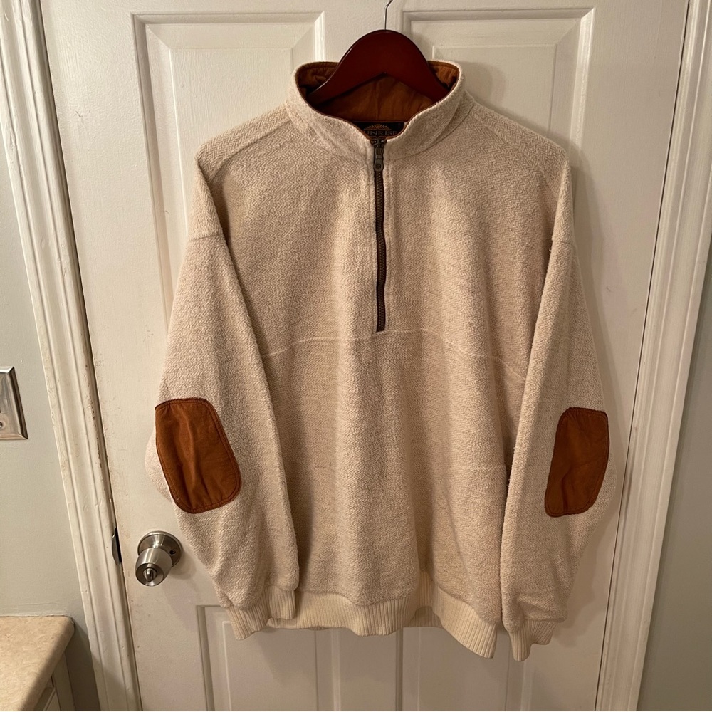 BARELY WORN VINTAGE Sunrise Quarterzip with stitched accents & pockets, USA MADE